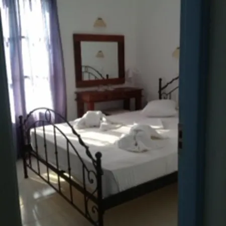 Captains Rock Hotel 3*