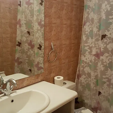 Captains Rock Hotel 3*