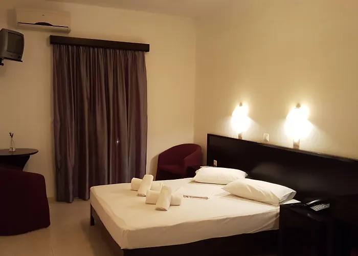 Captains Rock Hotel 3*