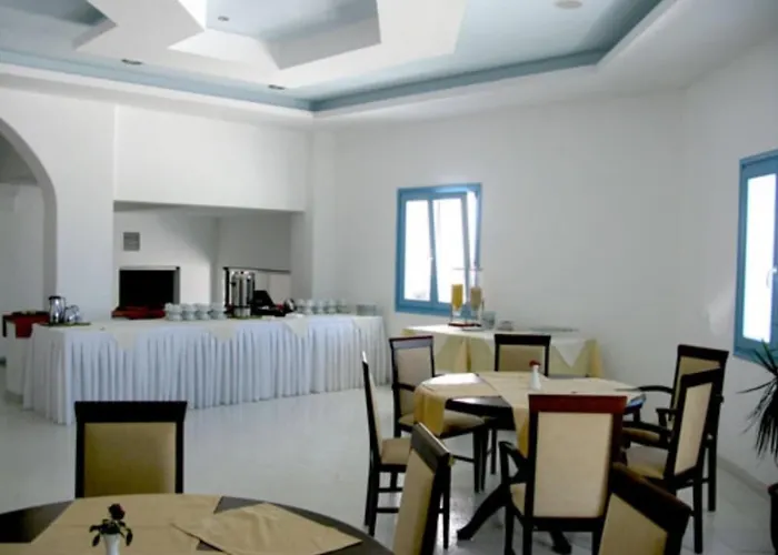 Captains Rock Hotel Chrisi Akti (Paros)